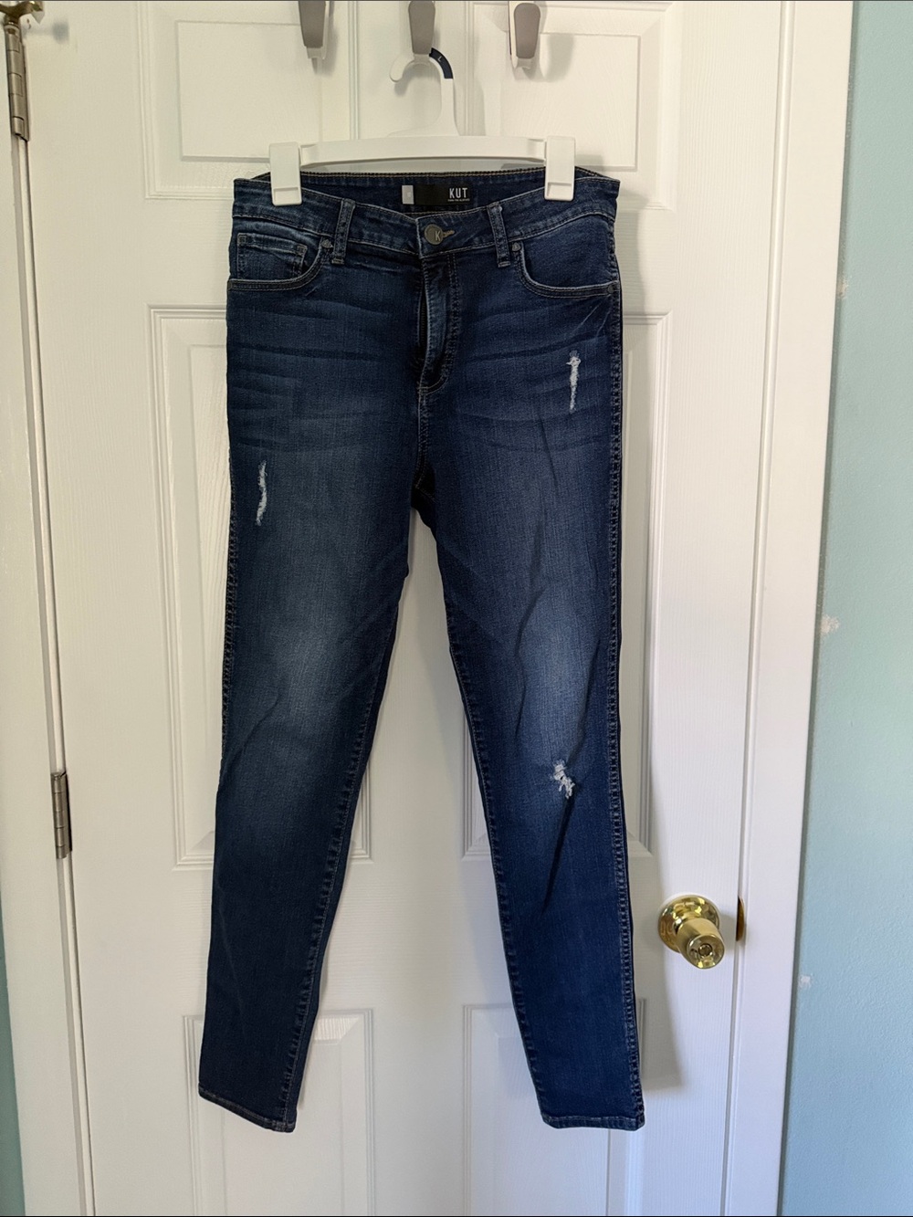 Kut from the Kloth Indigo Blue Skinny Jeans with Light Distressing